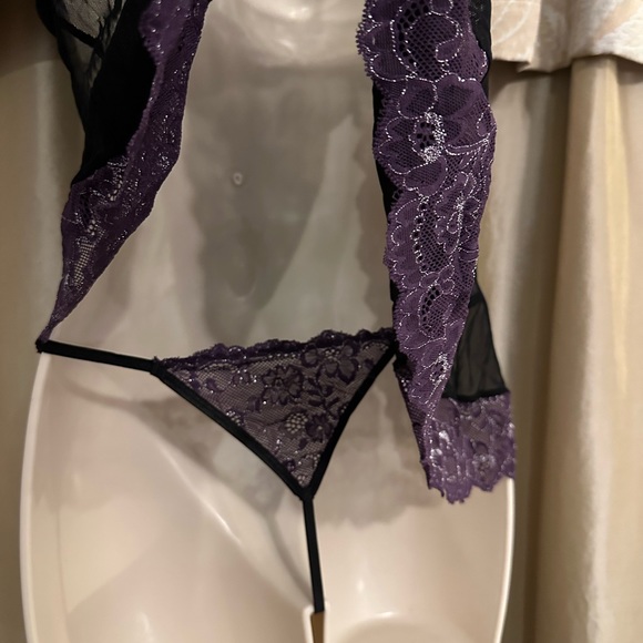 Purple & Black Lace & Mesh Nightie - Picture 4 of 9